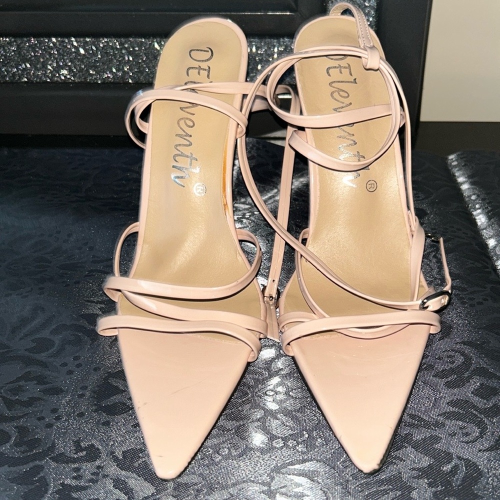 DEleventh tan like new strappy high heel Stiletto sandals size 41 or 9.5